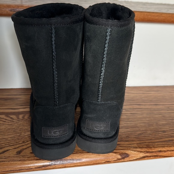 Ugg classic boots - Picture 4 of 4